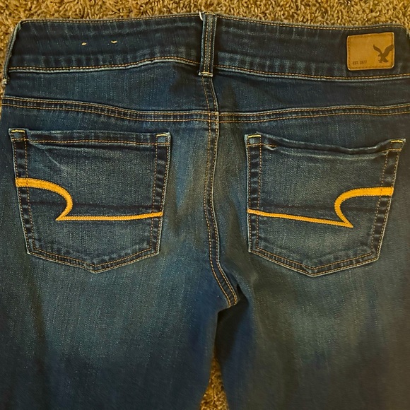 2 pair American Eagle Outfitters ARTIST CROP Jeans size 4 - Picture 5 of 7